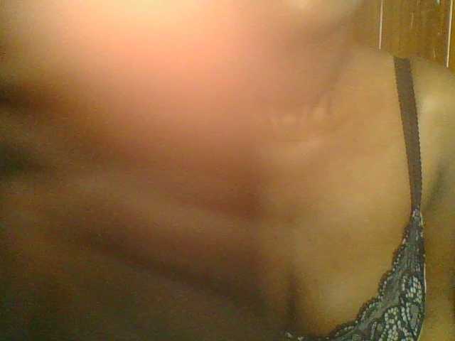 Sweetchely live cam on BongaCams
