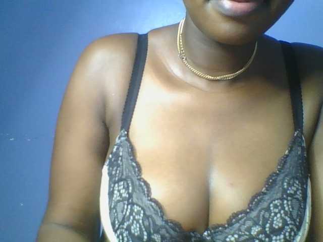 Sweetchely live cam on BongaCams