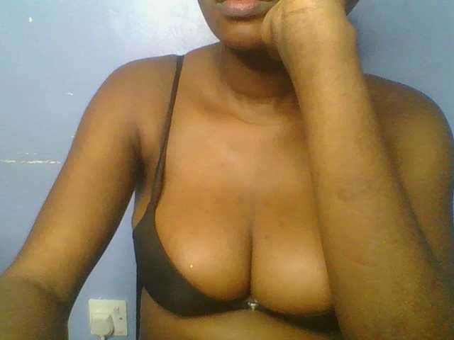 Sweetchely live cam on UnifiedCams