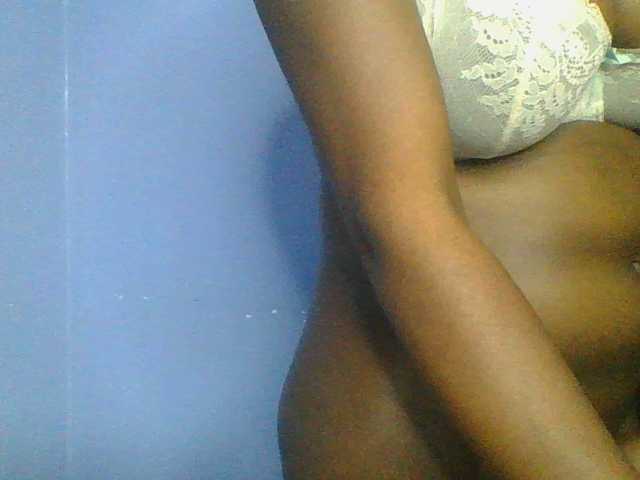 Sweetchely live cam on BongaCams