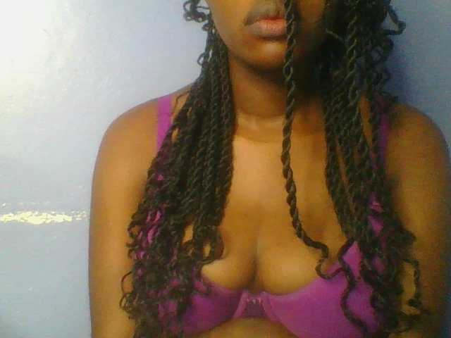 Sweetchely live cam on BongaCams