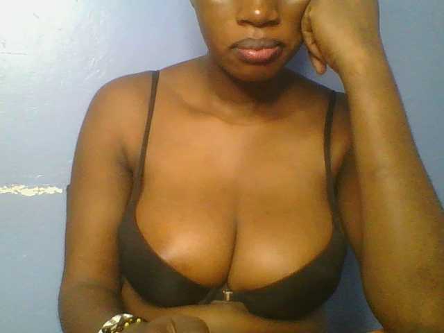 Sweetchely live cam on BongaCams