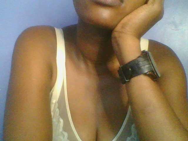 Sweetchely live cam on BongaCams