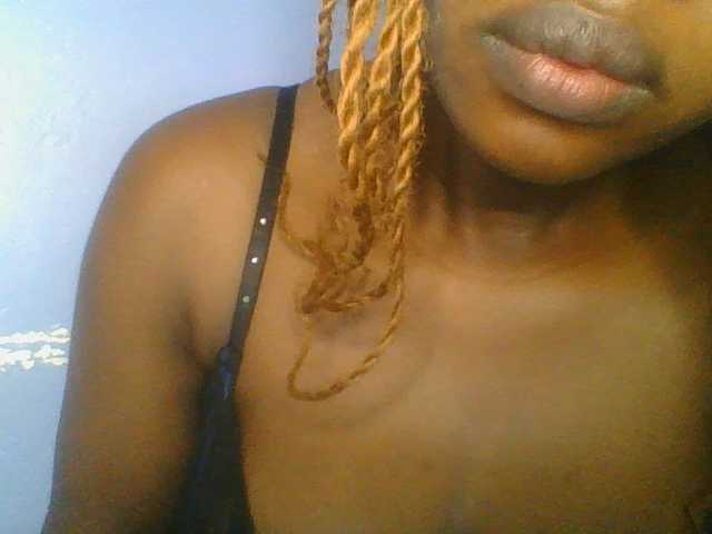 Sweetchely live cam on BongaCams