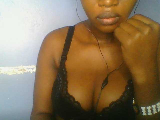 Sweetchely live cam on BongaCams