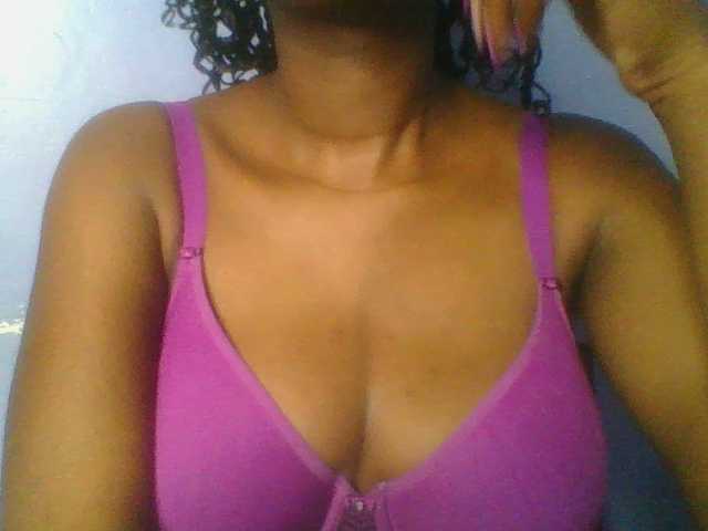 Sweetchely live cam on UnifiedCams