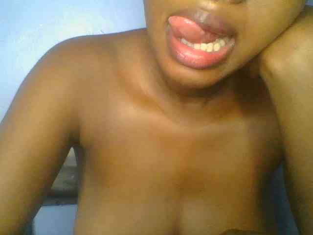 Sweetchely Live Webcam on BongaCams