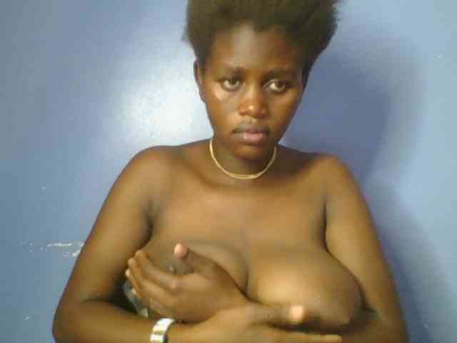 Sweetchely Live Webcam on BongaCams