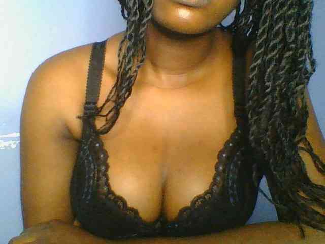 Sweetchely Live Webcam on BongaCams