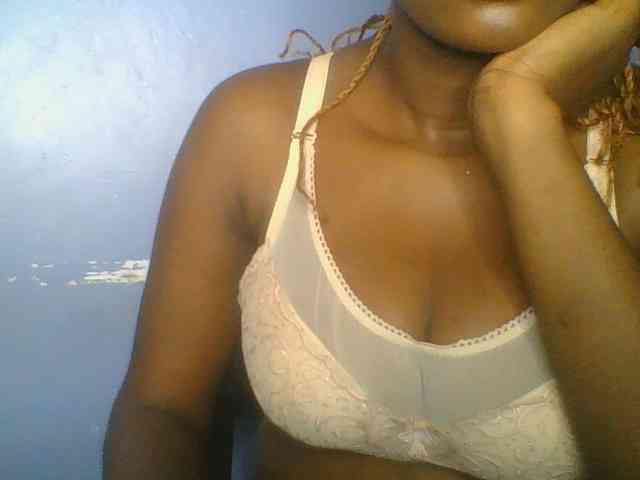 Sweetchely Live Webcam on BongaCams