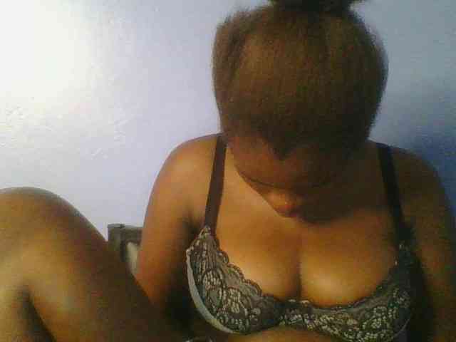 Sweetchely Live Webcam on BongaCams