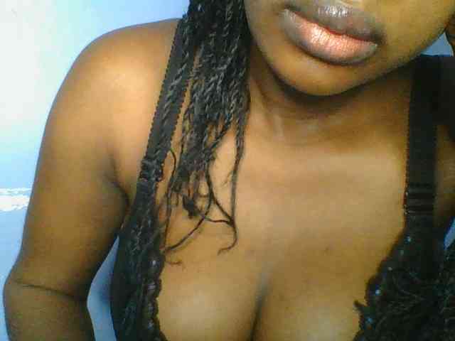 Sweetchely Live Webcam on BongaCams