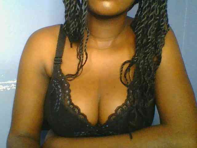 Sweetchely Live Webcam on BongaCams