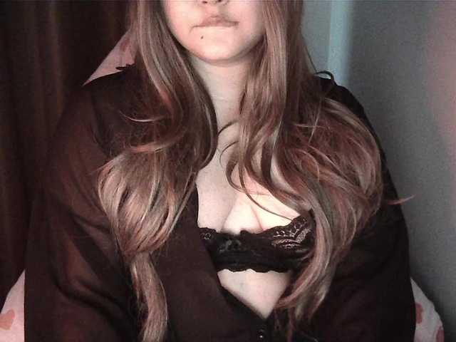 HoneyMoans live cam on BongaCams