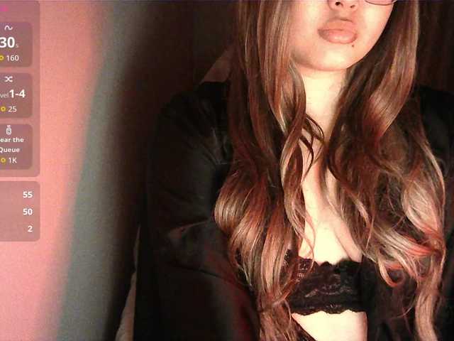 HoneyMoans live cam on BongaCams