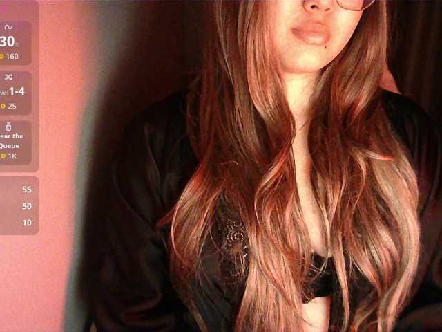 HoneyMoans live cam on BongaCams