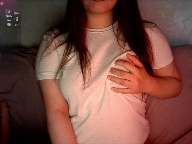 HoneyMoans live cam on BongaCams