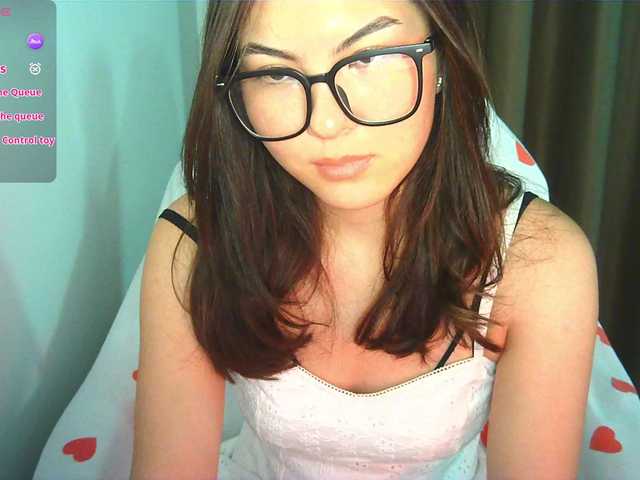 HoneyMoans live cam on BongaCams