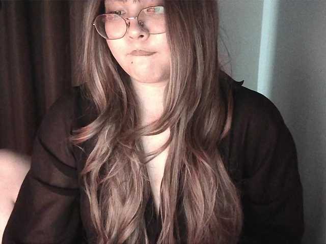 HoneyMoans live cam on BongaCams