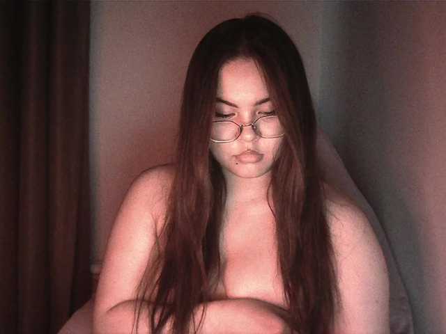 HoneyMoans live cam on BongaCams