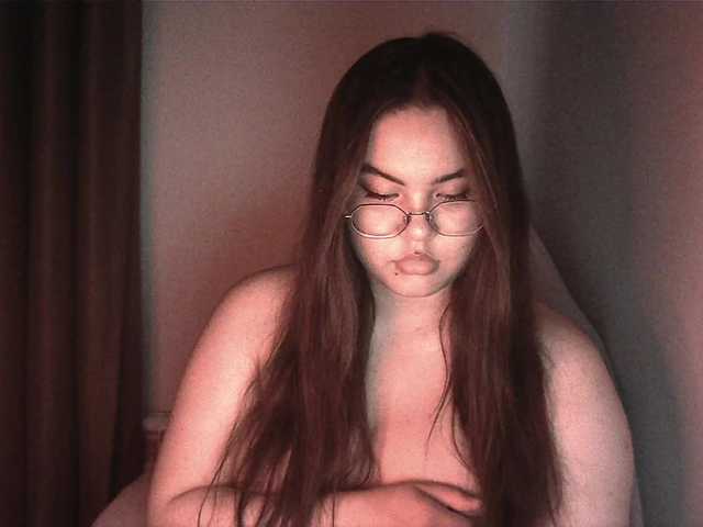 HoneyMoans live cam on BongaCams