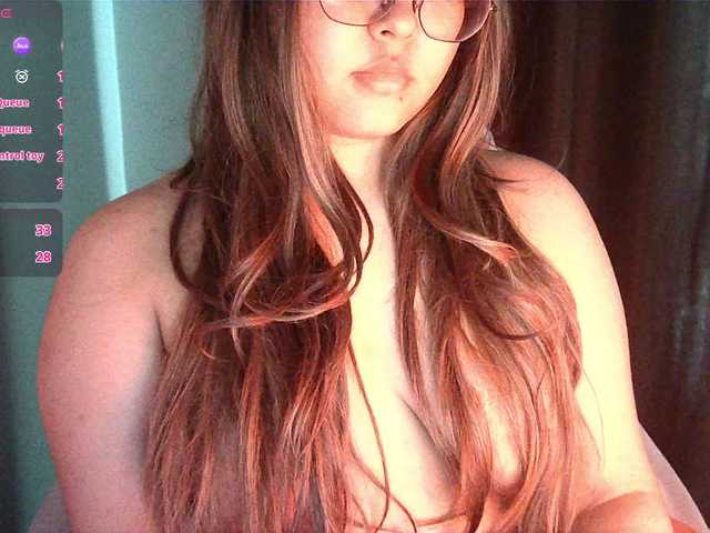 HoneyMoans live cam on BongaCams