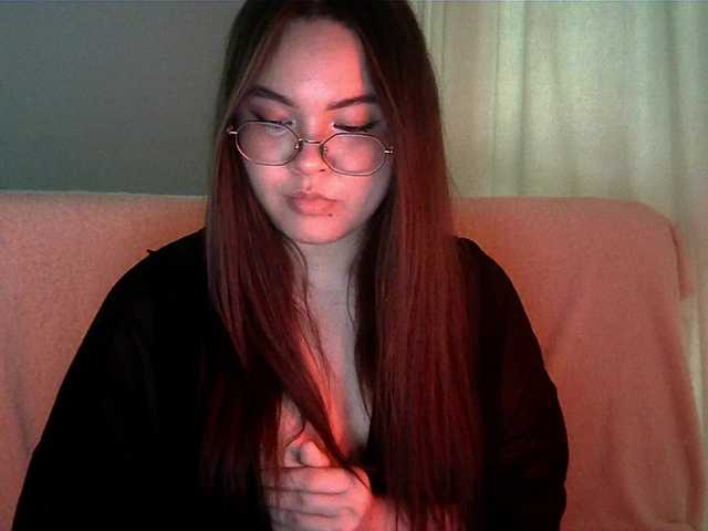 HoneyMoans live cam on BongaCams
