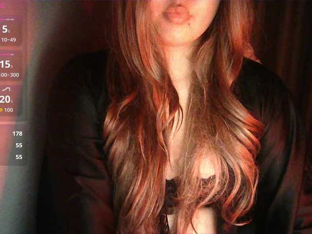 HoneyMoans live cam on BongaCams