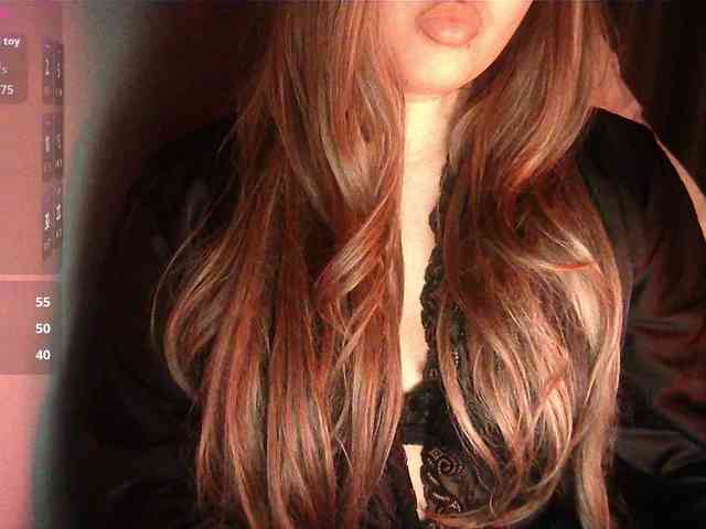 HoneyMoans Live Webcam on BongaCams