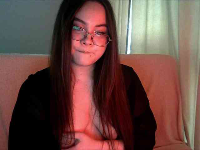 HoneyMoans Sex Cam Show