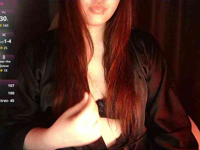 HoneyMoans webcam