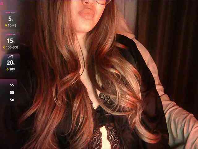 HoneyMoans Live Webcam on BongaCams