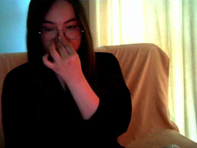 HoneyMoans webcam