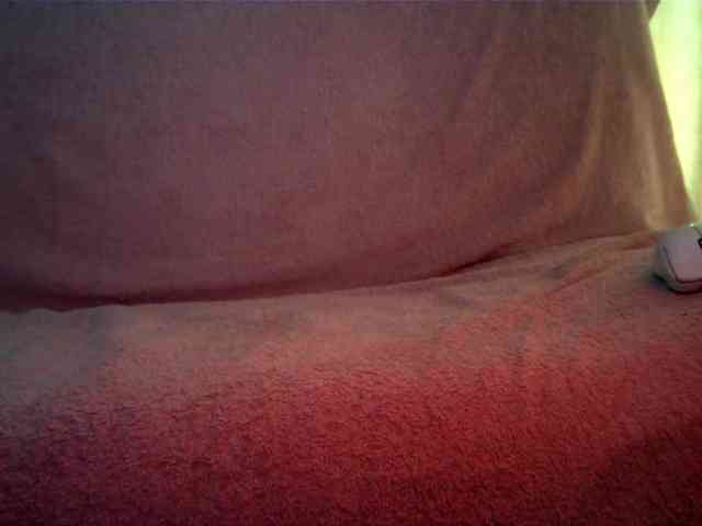 HoneyMoans webcam