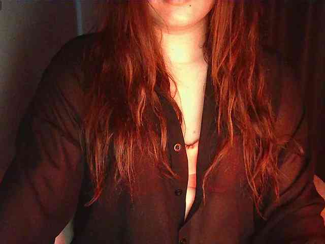 HoneyMoans webcam