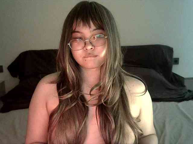 videochat nude HoneyMoans