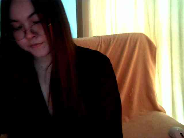 HoneyMoans webcam