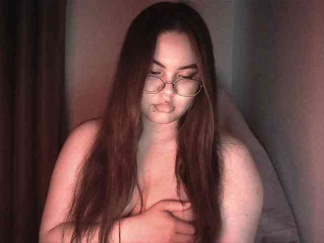 HoneyMoans Sex Cam Show