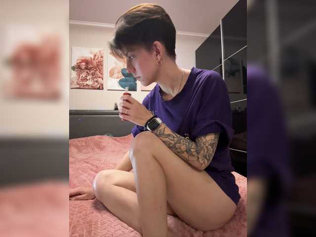 Kata-Conda live cam on BongaCams