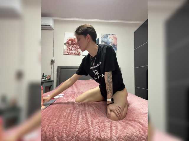 Kata-Conda live cam on BongaCams