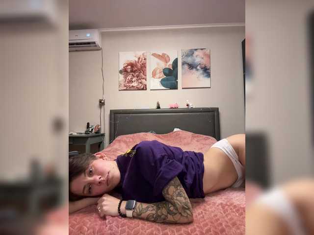 Kata-Conda live cam on BongaCams