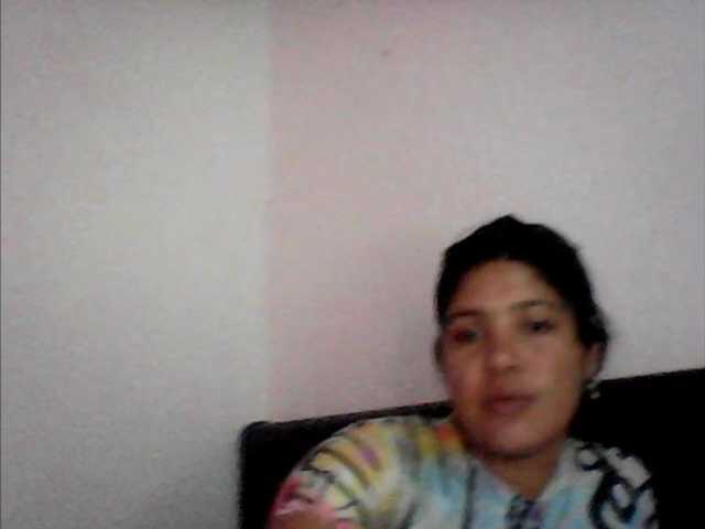 Alizon-09 live cam on BongaCams