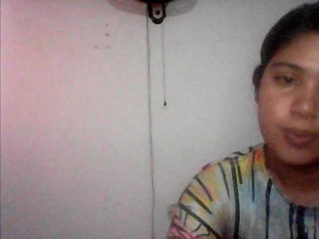 Alizon-09 live cam on BongaCams