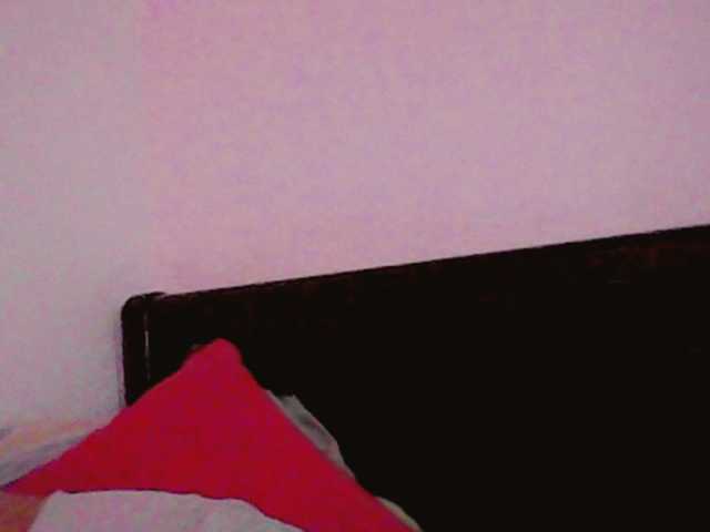 Alizon-09 live cam on BongaCams