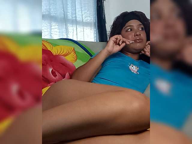 Alizon-09 live cam on BongaCams