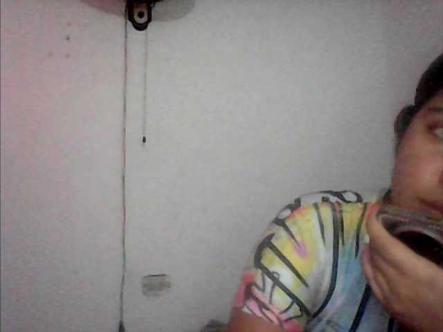 Alizon-09 live cam on BongaCams