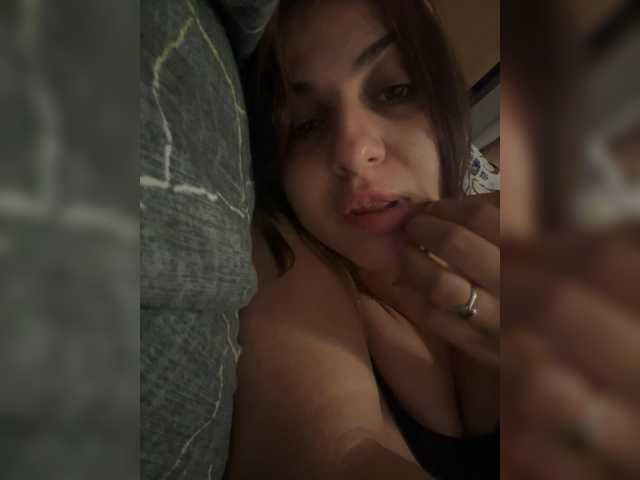 Sweetteets888 live cam on BongaCams
