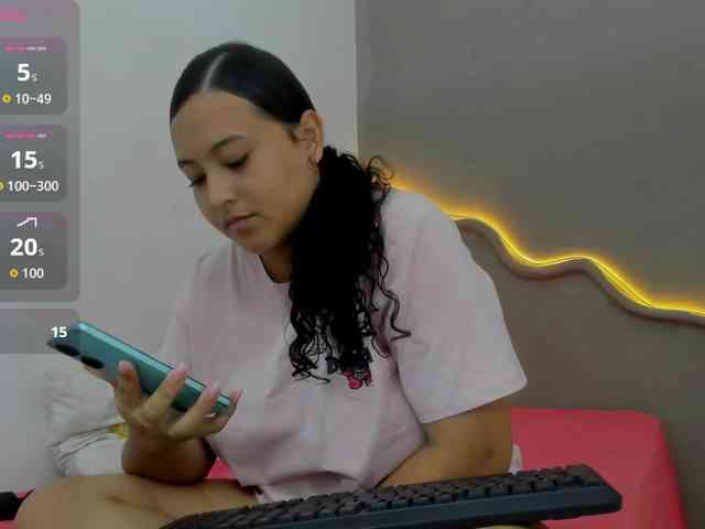 nicky-15 webcam