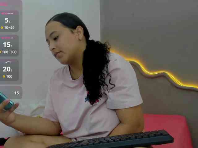 nicky-15 webcam