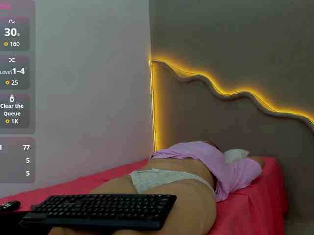nicky-15 webcam